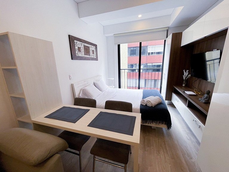 Loft centrico al lado de Monserrate, 02/301A