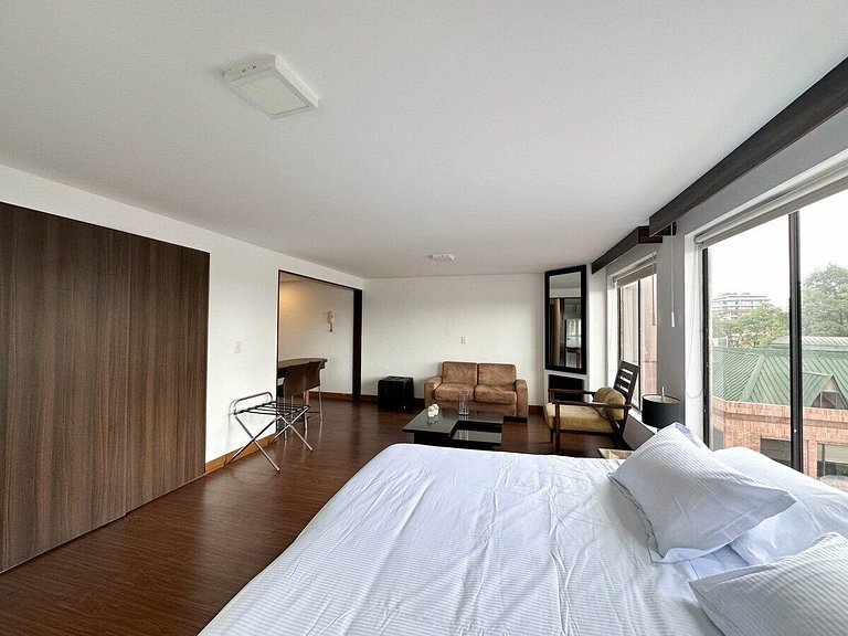 Increíble loft en Parque de la 93, 04/703