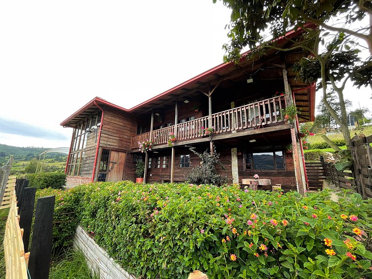 Cabain in Boyacá Colombia, near paragliding