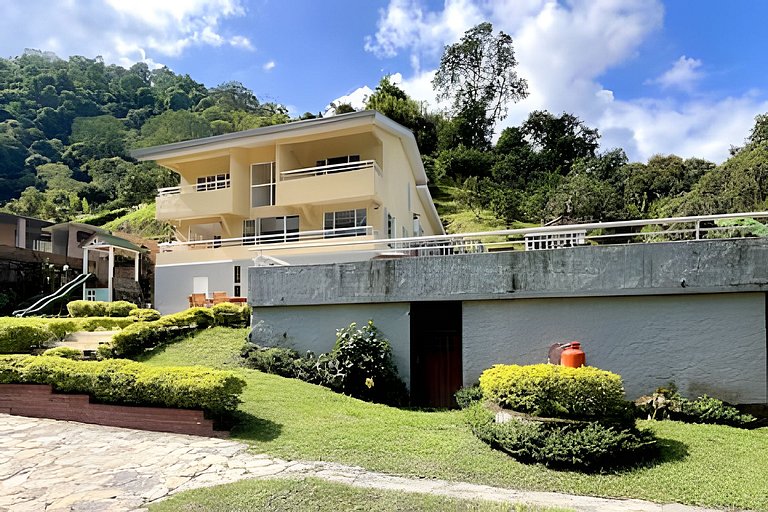 Spacious home with private pool & mountain view