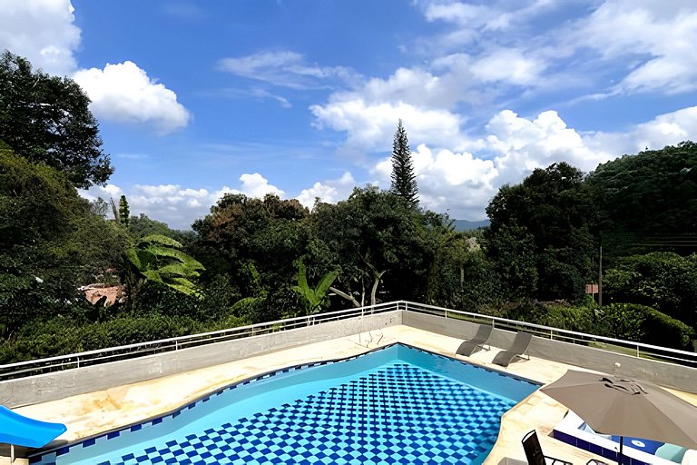 Spacious home with private pool & mountain view