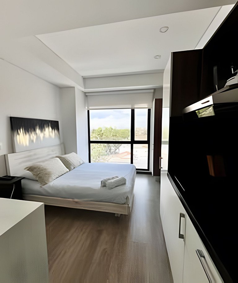 Chapinero studio apartment with everything nearby