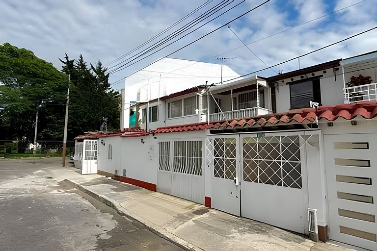 Espectacular y Acogedora Casa en Villa del Prado