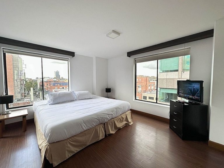 Increíble loft en Parque de la 93, 04/703